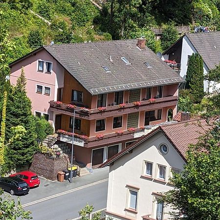 Pension Hofer Bad Berneck im Fichtelgebirge Exterior photo